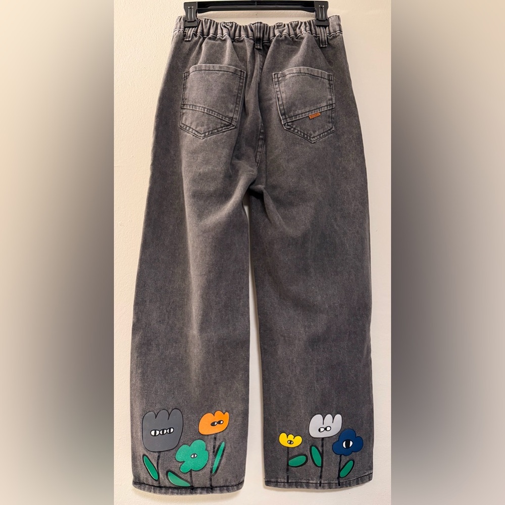 Gray Wide Leg Jeans with Cartoon Flower Print